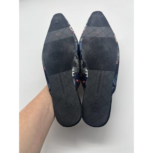 Banana Republic Pointy-Toe Slippers Zebra Watercolor Floral Print Sz 6.5 - 7.5 - Picture 6 of 7